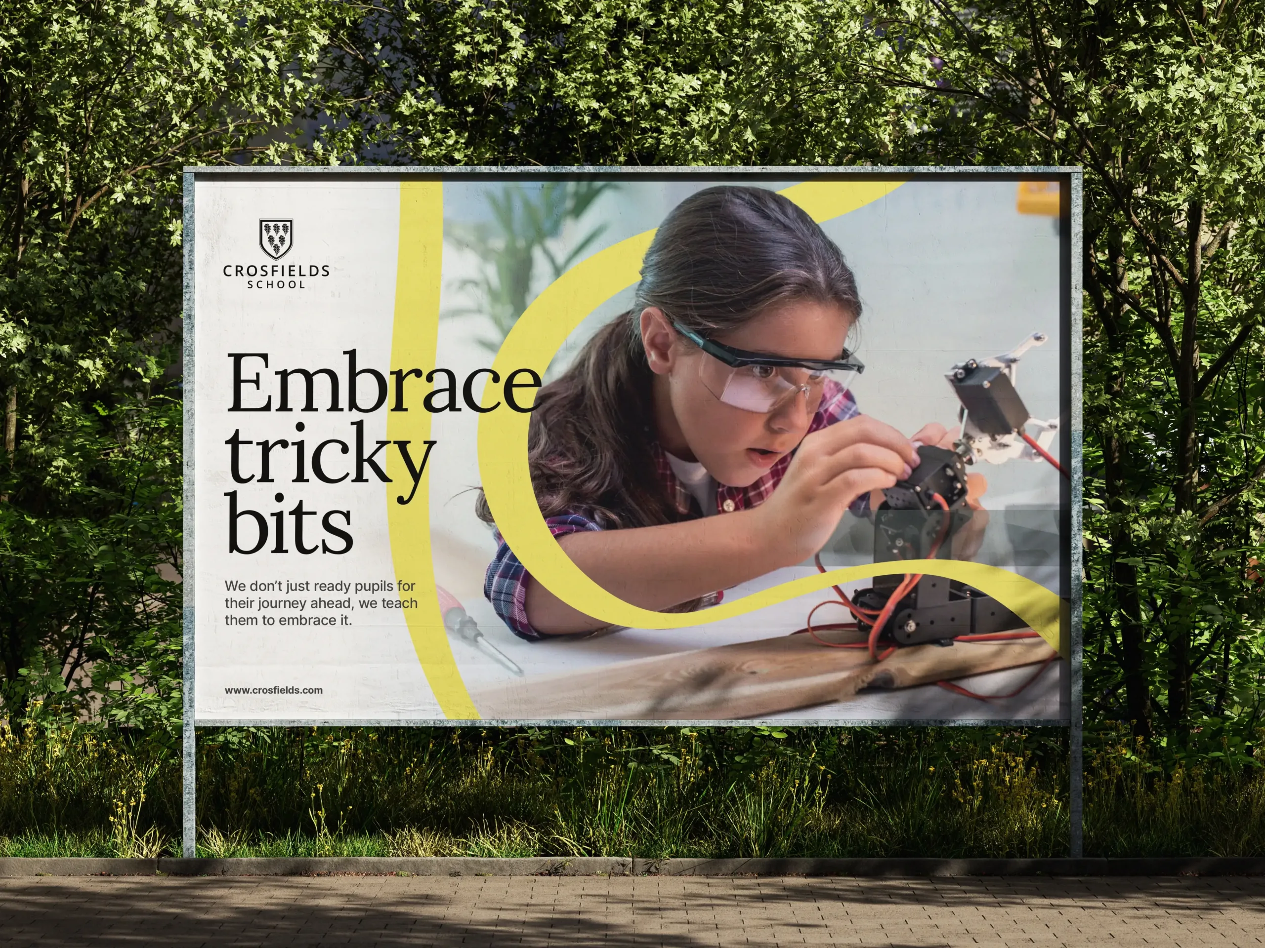 A photo showing the Online Magazine with the print samples